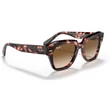 Kép 4/5 - RAY-BAN RB2186 STATE STREET 133451 NAPSZEMÜVEG